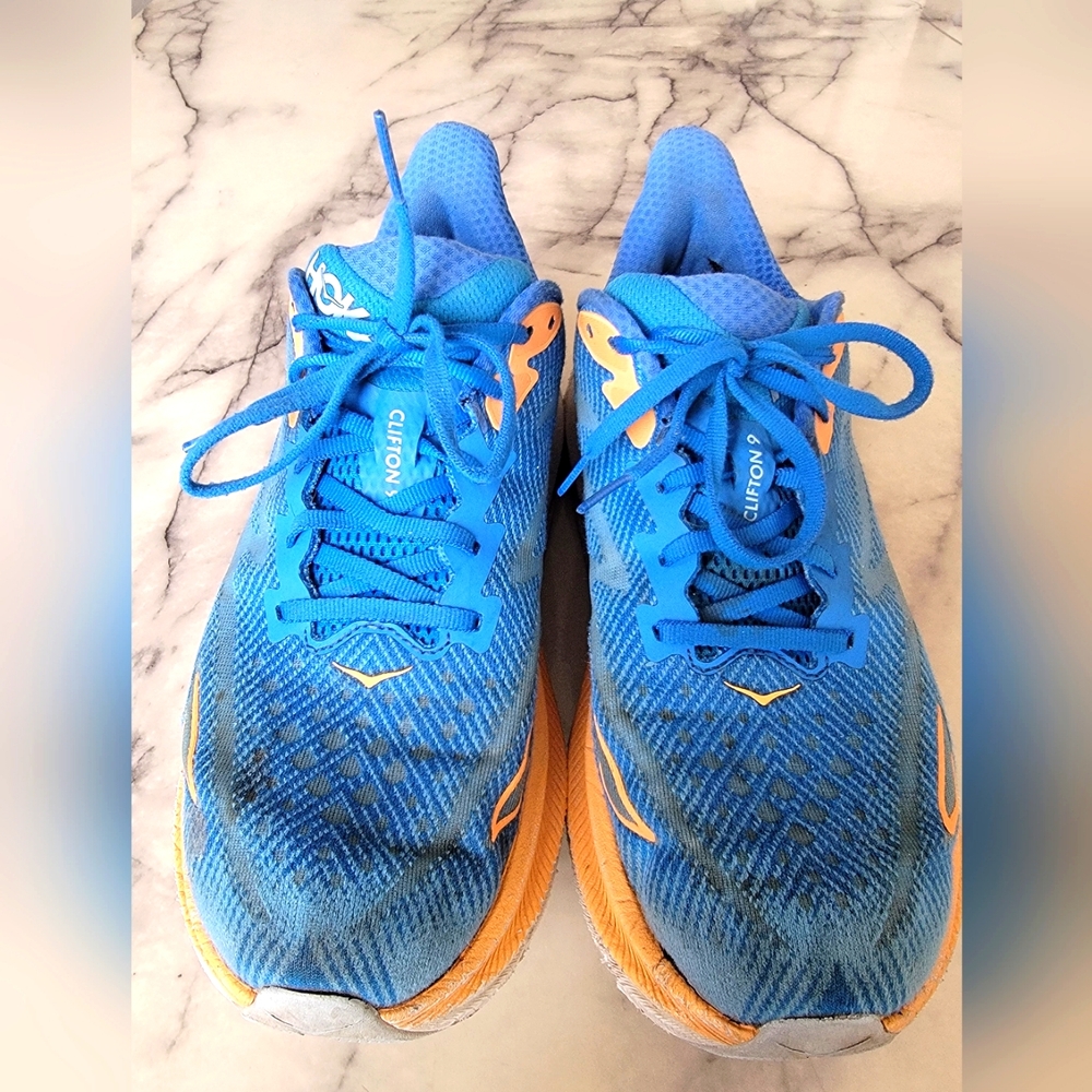 Hoka One One Clifton 9  Blue Orange Size 10D 1127895CSAA Coastal Sky